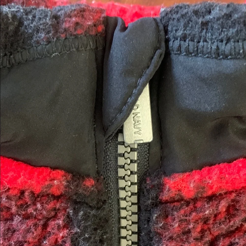 Old Navy Jacket size 12-18 month Unisex Mock Neck Buffalo‎ Plaid Sherpa boy girl